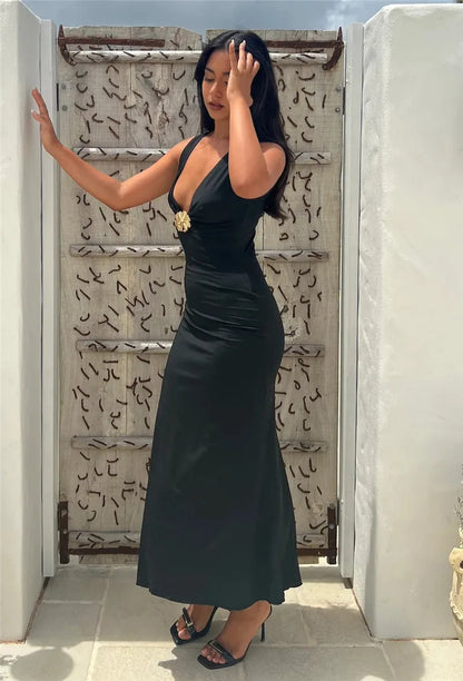 Mozision Elegant Deep V Neck Front Gold Clasp Sexy Maxi Dress For Women Black Gown Sleeveless Slim Fit Long Tank Dress Elegant