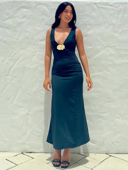 Mozision Elegant Deep V Neck Front Gold Clasp Sexy Maxi Dress For Women Black Gown Sleeveless Slim Fit Long Tank Dress Elegant