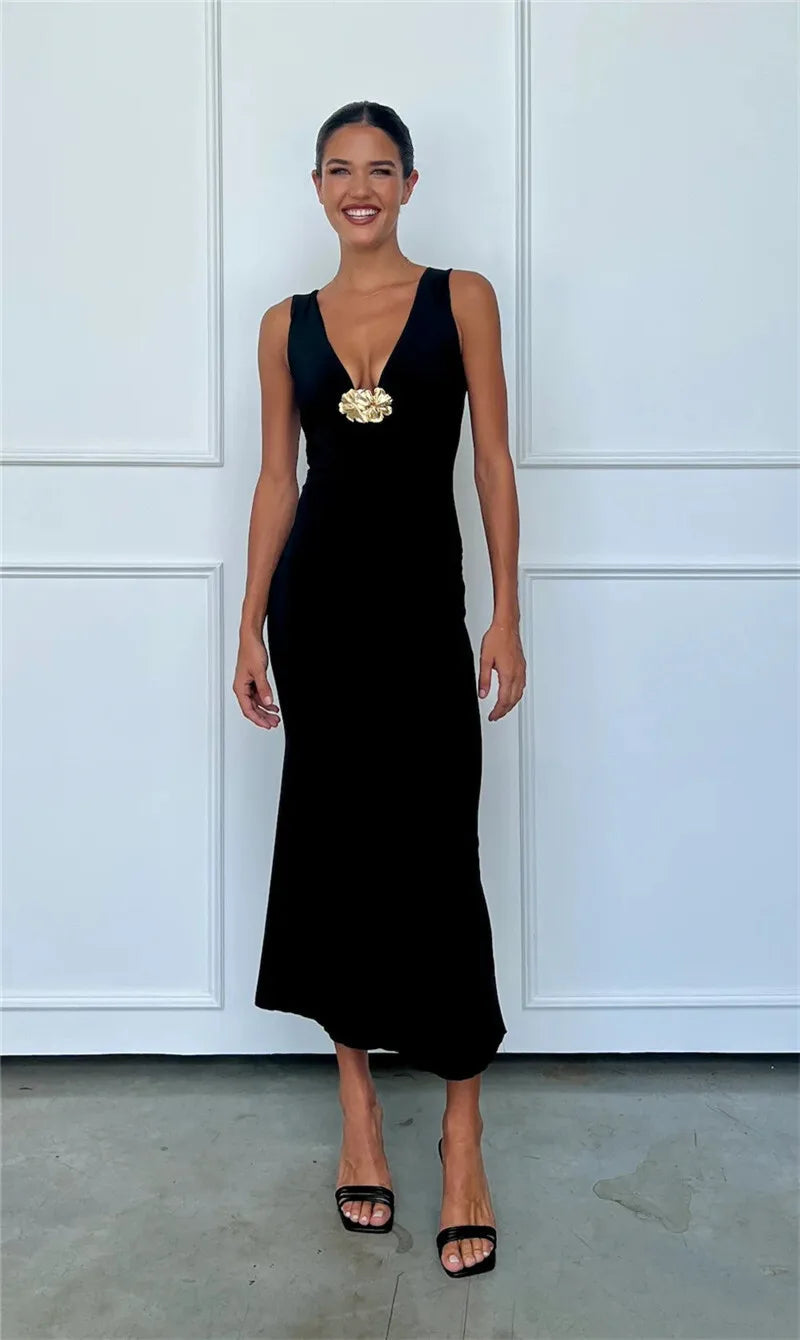 Mozision Elegant Deep V Neck Front Gold Clasp Sexy Maxi Dress For Women Black Gown Sleeveless Slim Fit Long Tank Dress Elegant
