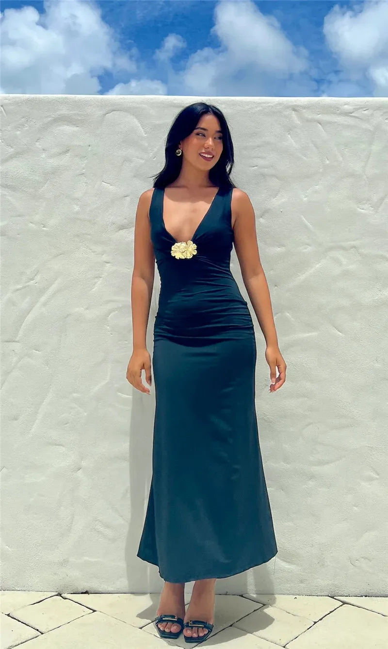 Mozision Elegant Deep V Neck Front Gold Clasp Sexy Maxi Dress For Women Black Gown Sleeveless Slim Fit Long Tank Dress Elegant