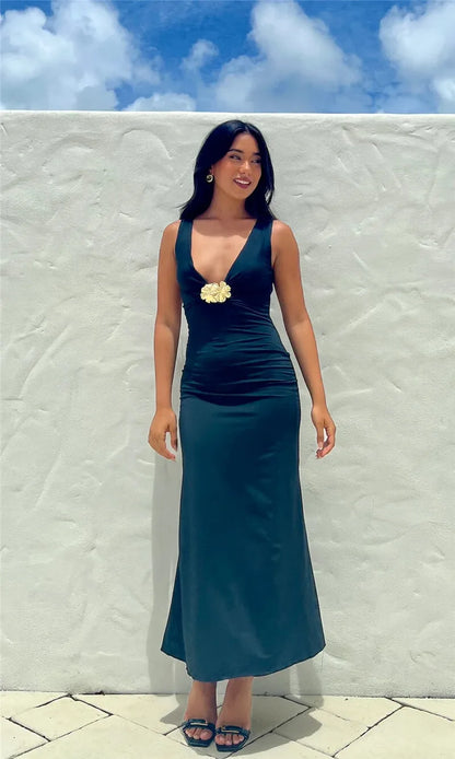 Mozision Elegant Deep V Neck Front Gold Clasp Sexy Maxi Dress For Women Black Gown Sleeveless Slim Fit Long Tank Dress Elegant